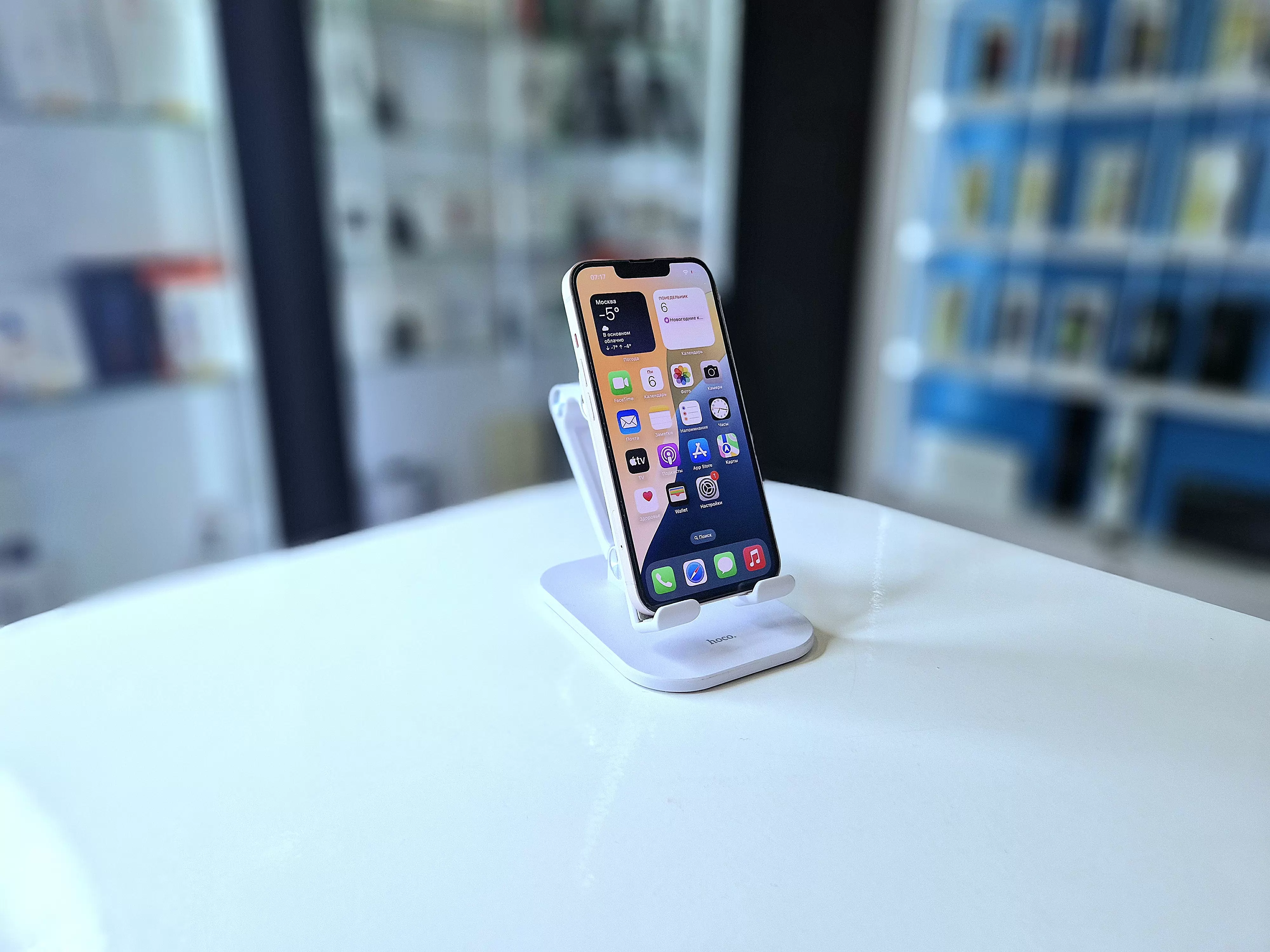 - Смартфон Apple iPhone 13, Розовый, 128 ГБ / 4677*