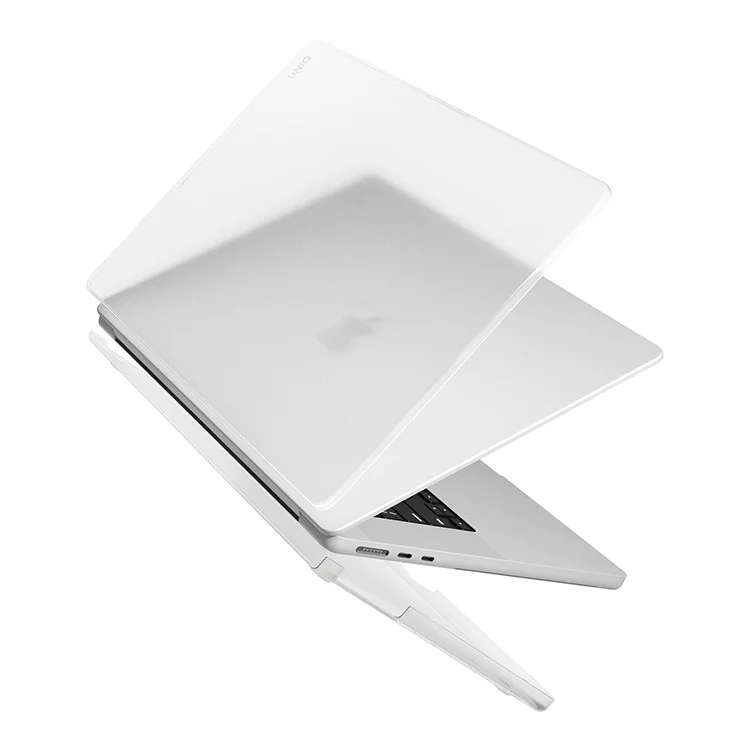 Чехол Uniq HUSK Pro Claro для MacBook Air 15 (2023) Матовый прозрачный