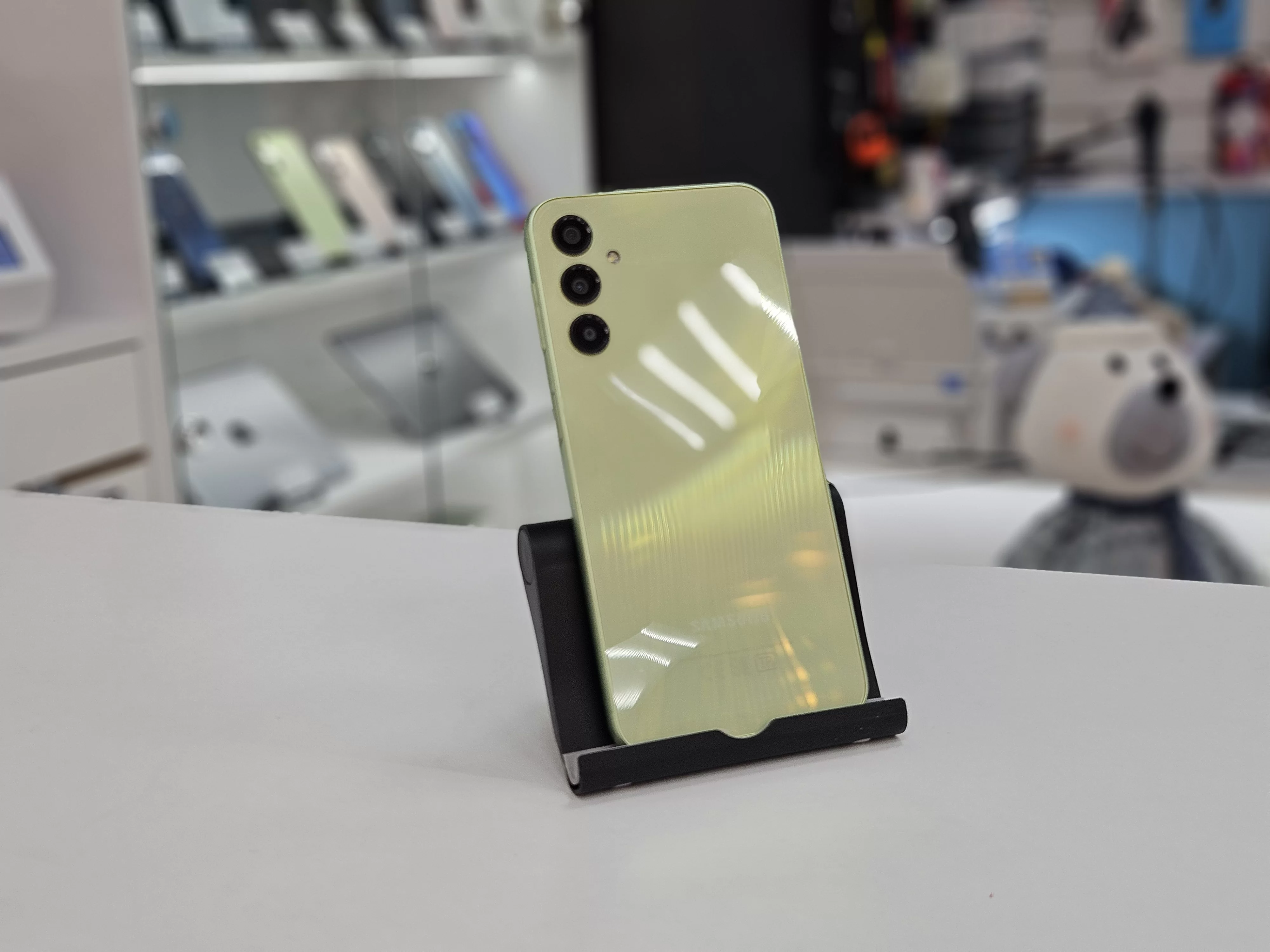 Смартфон Samsung Galaxy A24, 6/128 ГБ, Зелёный / 8988* Смартфон Samsung Galaxy A24, 6/128 ГБ, Зелёный / 8988*