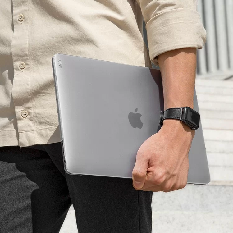 Чехол Uniq HUSK Pro Claro для MacBook Pro 14 (2021/2023) Прозрачный