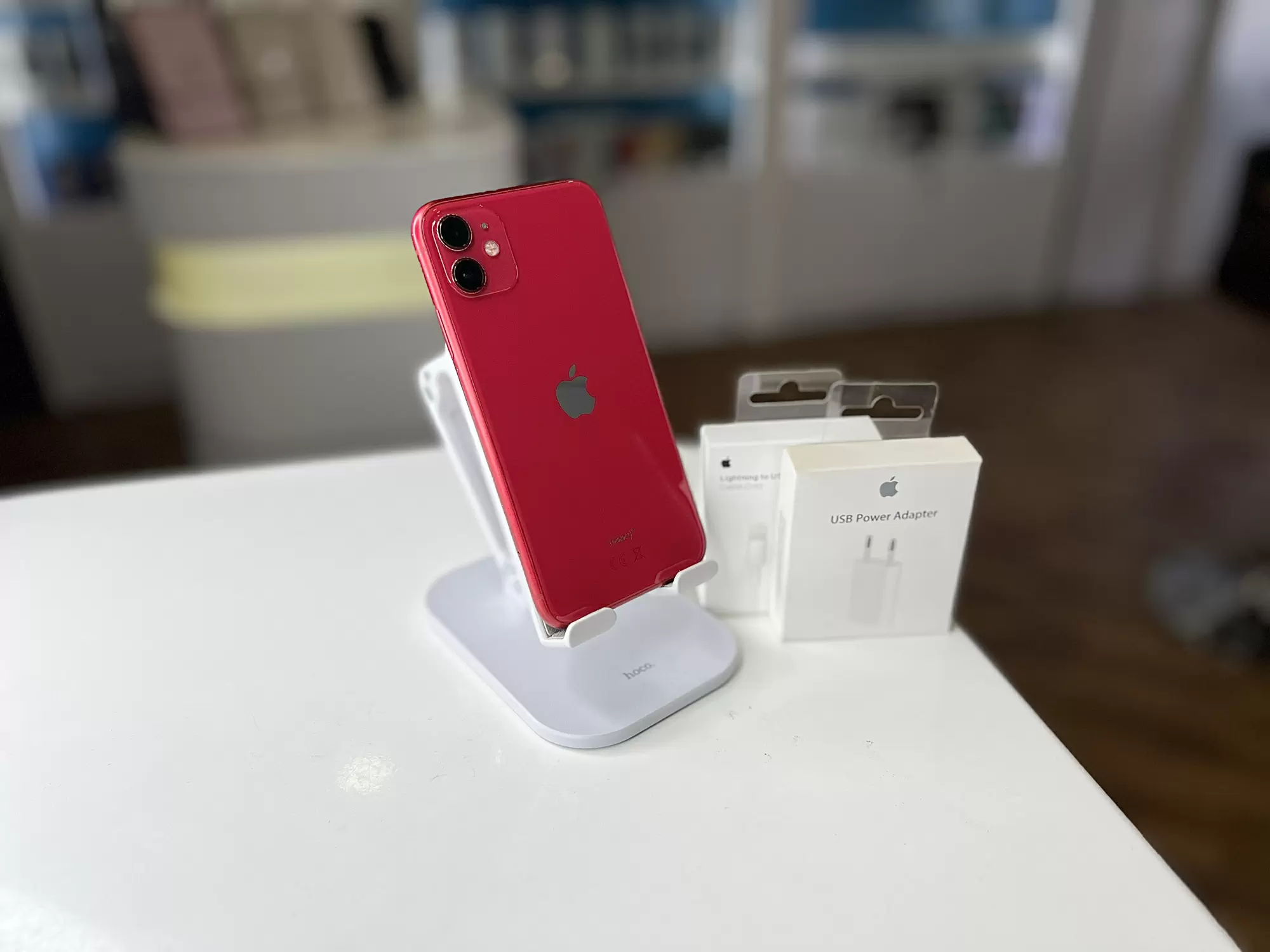 - Смартфон Apple iPhone 11, Красный, 64 ГБ / 7717*