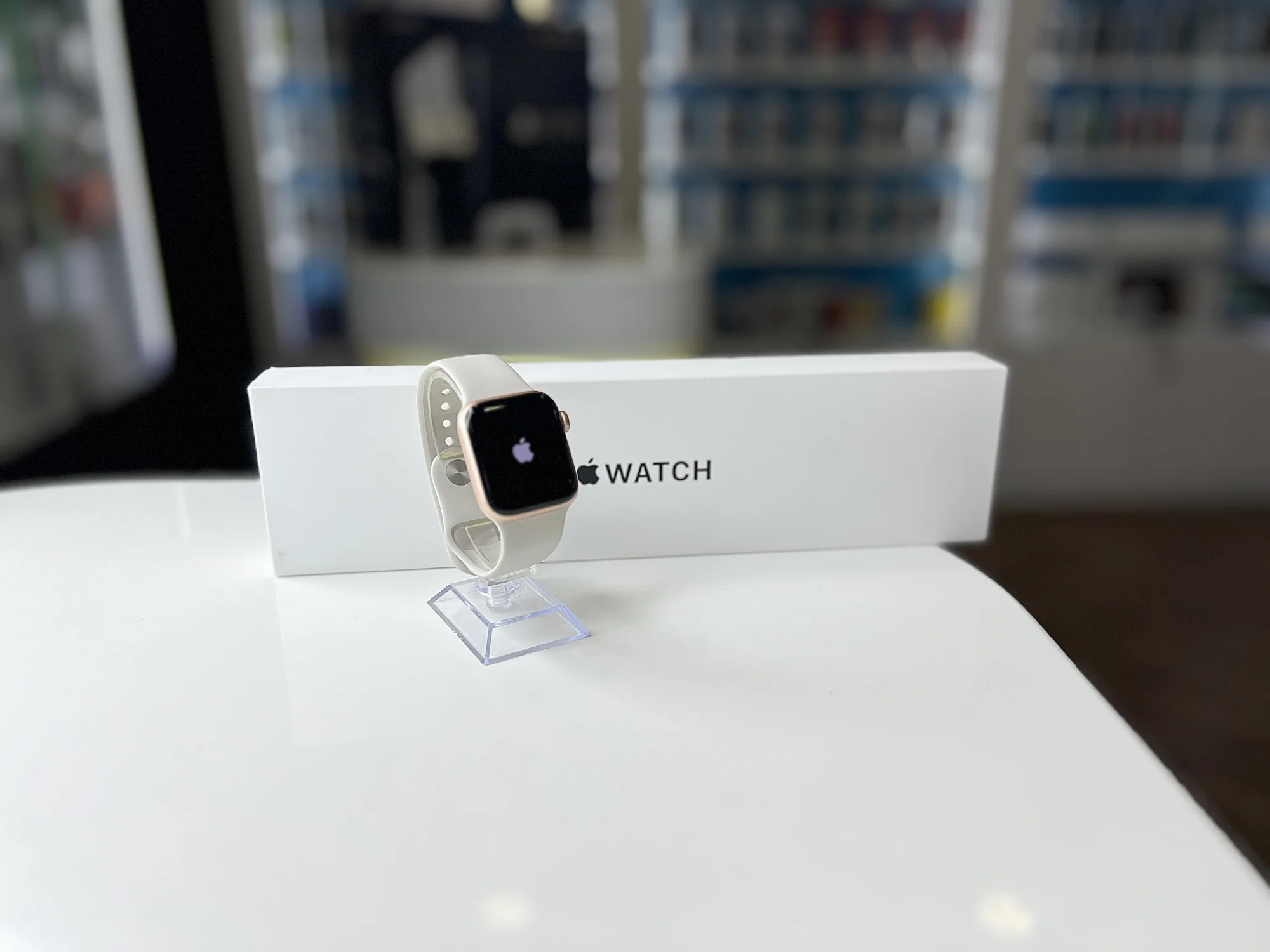 Умные часы Apple Watch Series 8 Gold, 45мм / DX47*