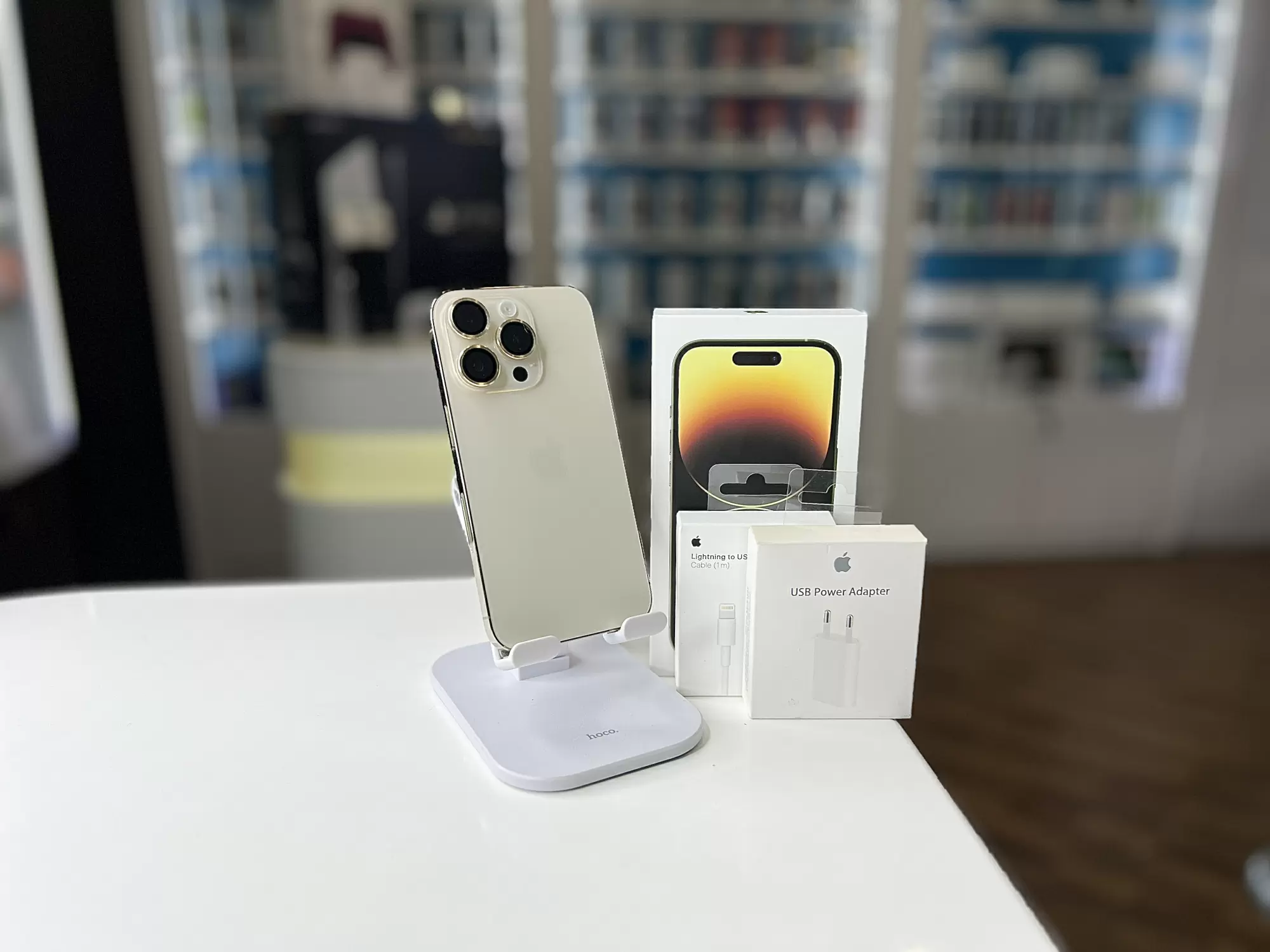 - Смартфон Apple iPhone 14 Pro, Золотой, 256 ГБ / 4702*