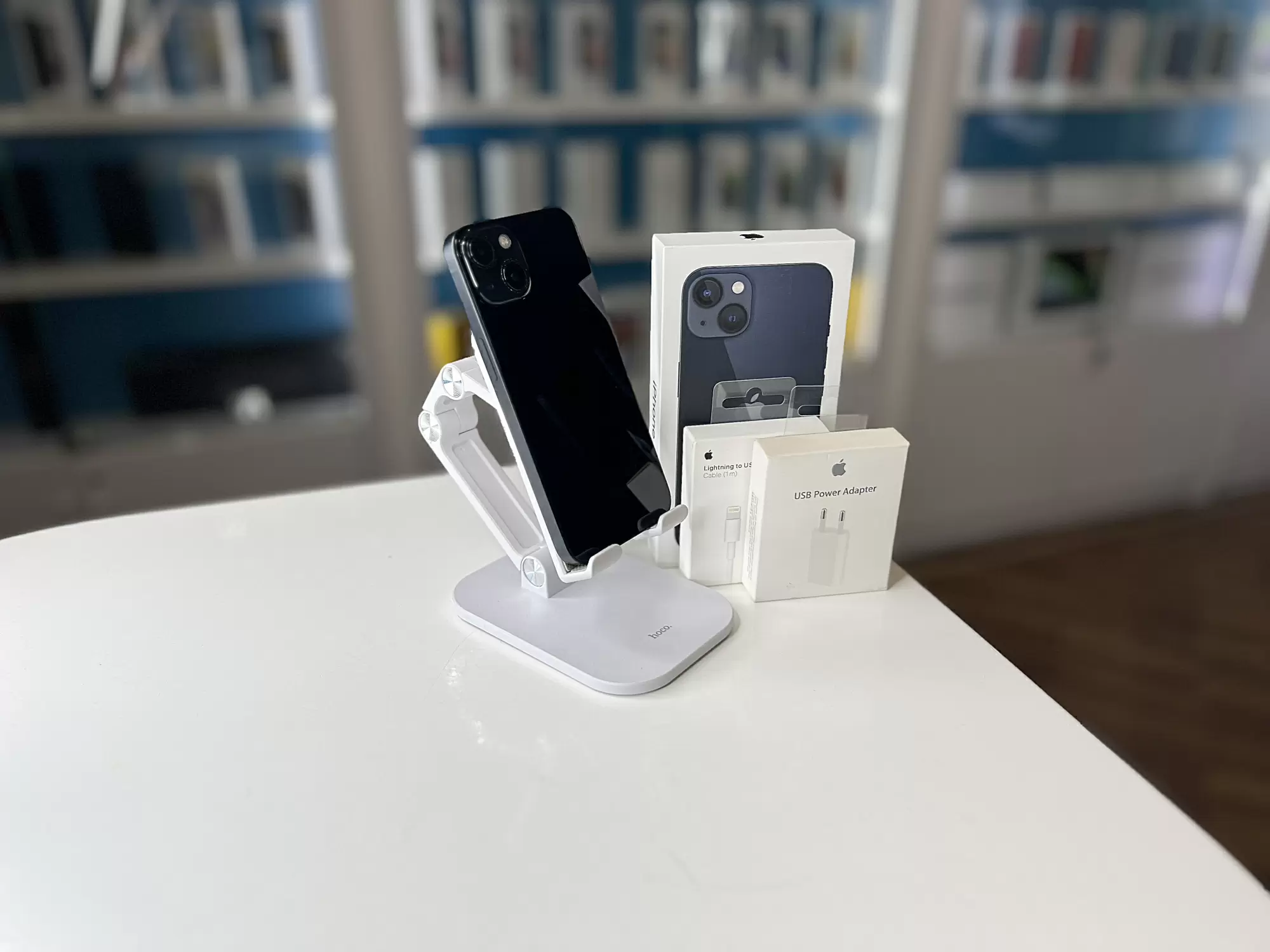 Смартфон Apple iPhone 13, Тёмная ночь, 128 ГБ / 4536*