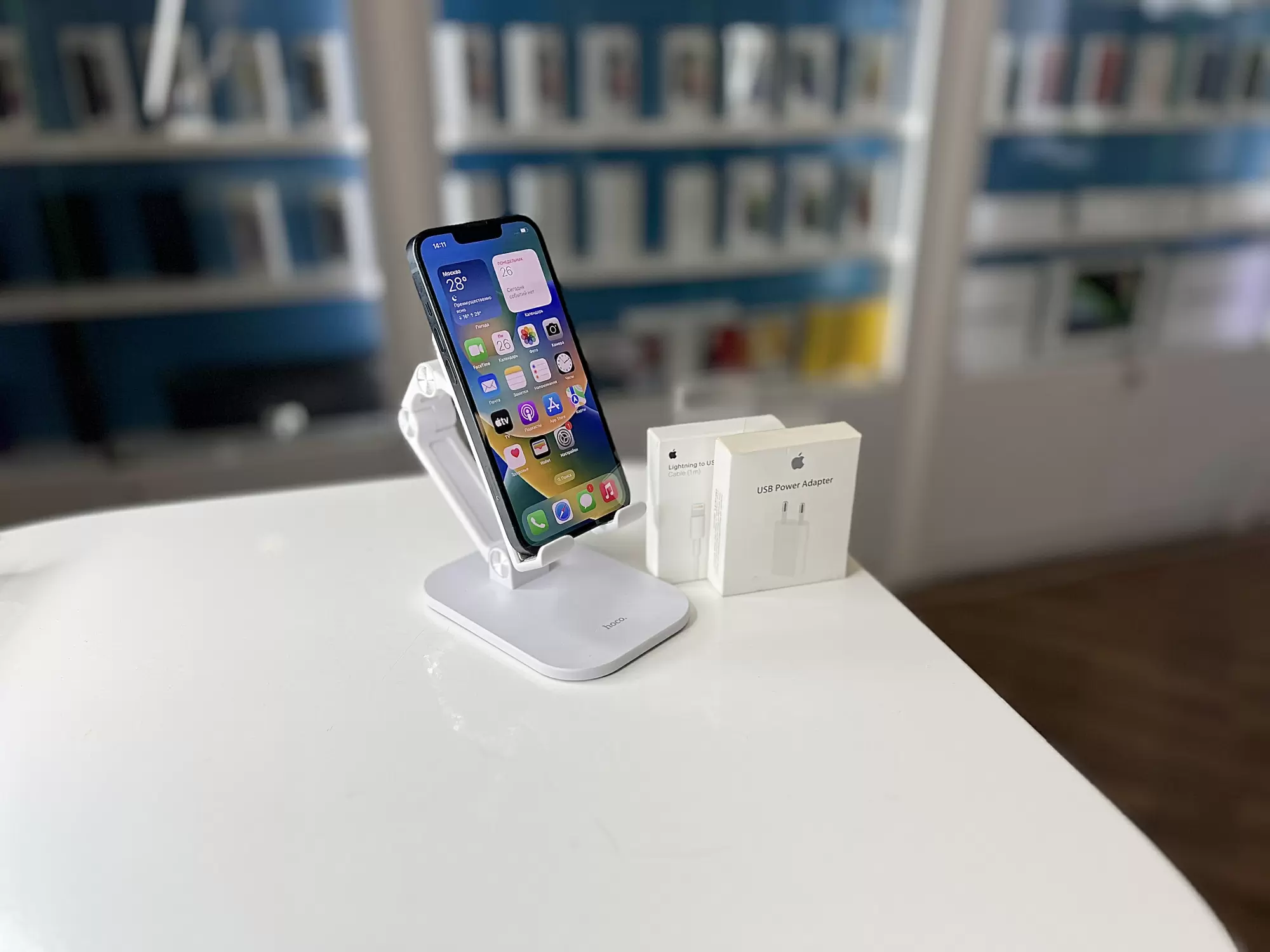 - Смартфон Apple iPhone 13, Тёмная ночь, 128 ГБ / 2062*