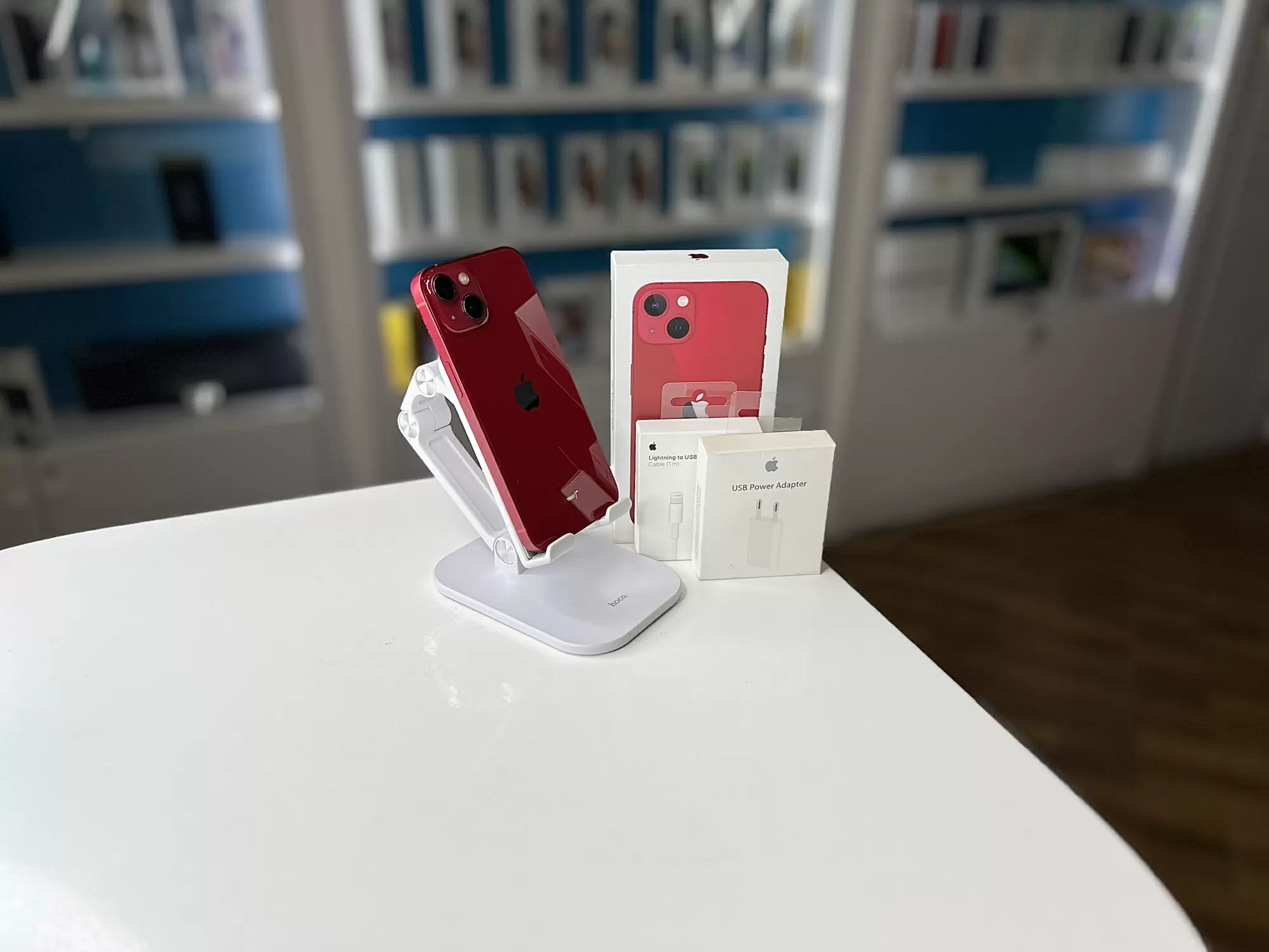 - Смартфон Apple iPhone 13, Красный, 256 ГБ / 0906*