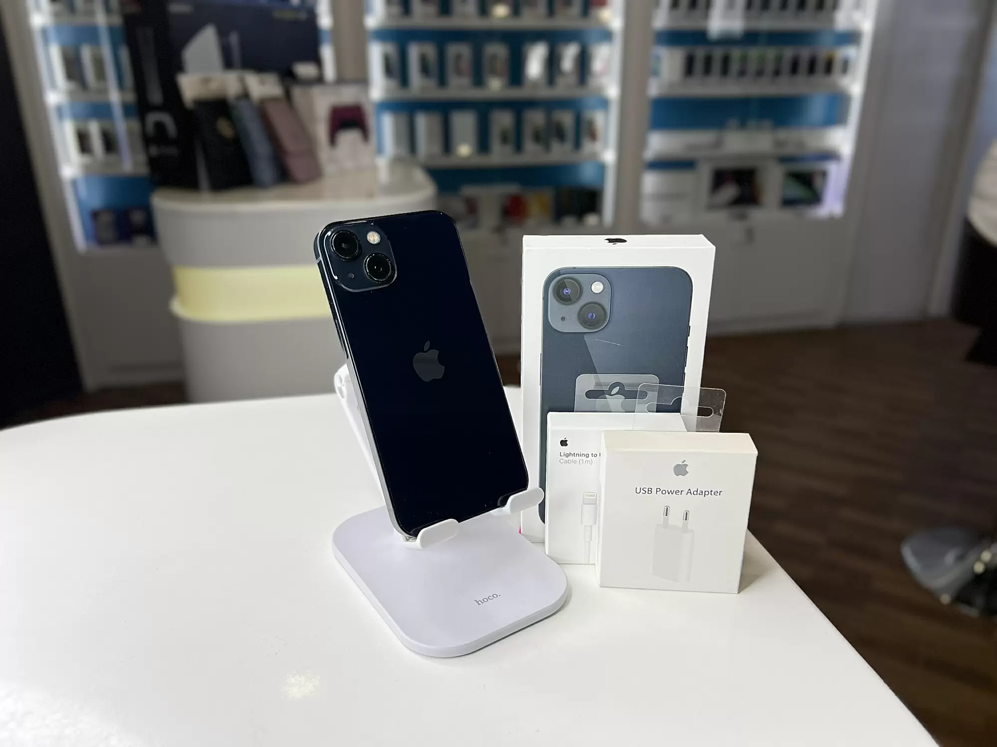 - Смартфон Apple iPhone 13, Тёмная ночь, 128 ГБ / 0804*