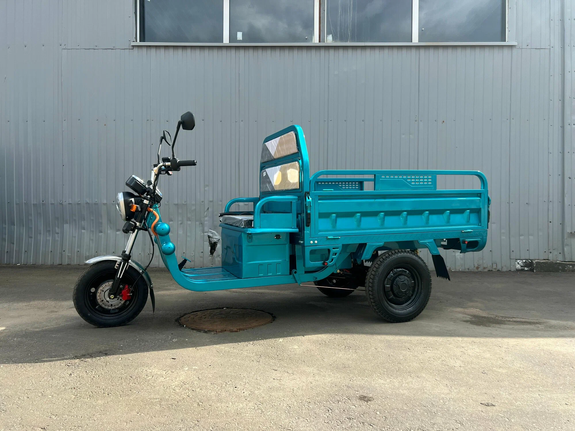 Электроскутер грузовой IKINGI C-06