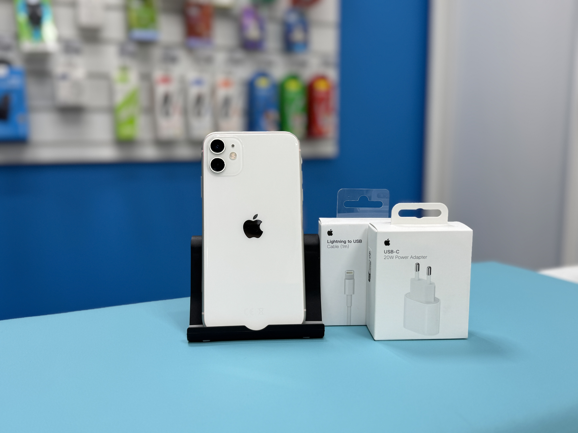 Смартфон Apple iPhone 11, Белый, 128 ГБ / 2070*