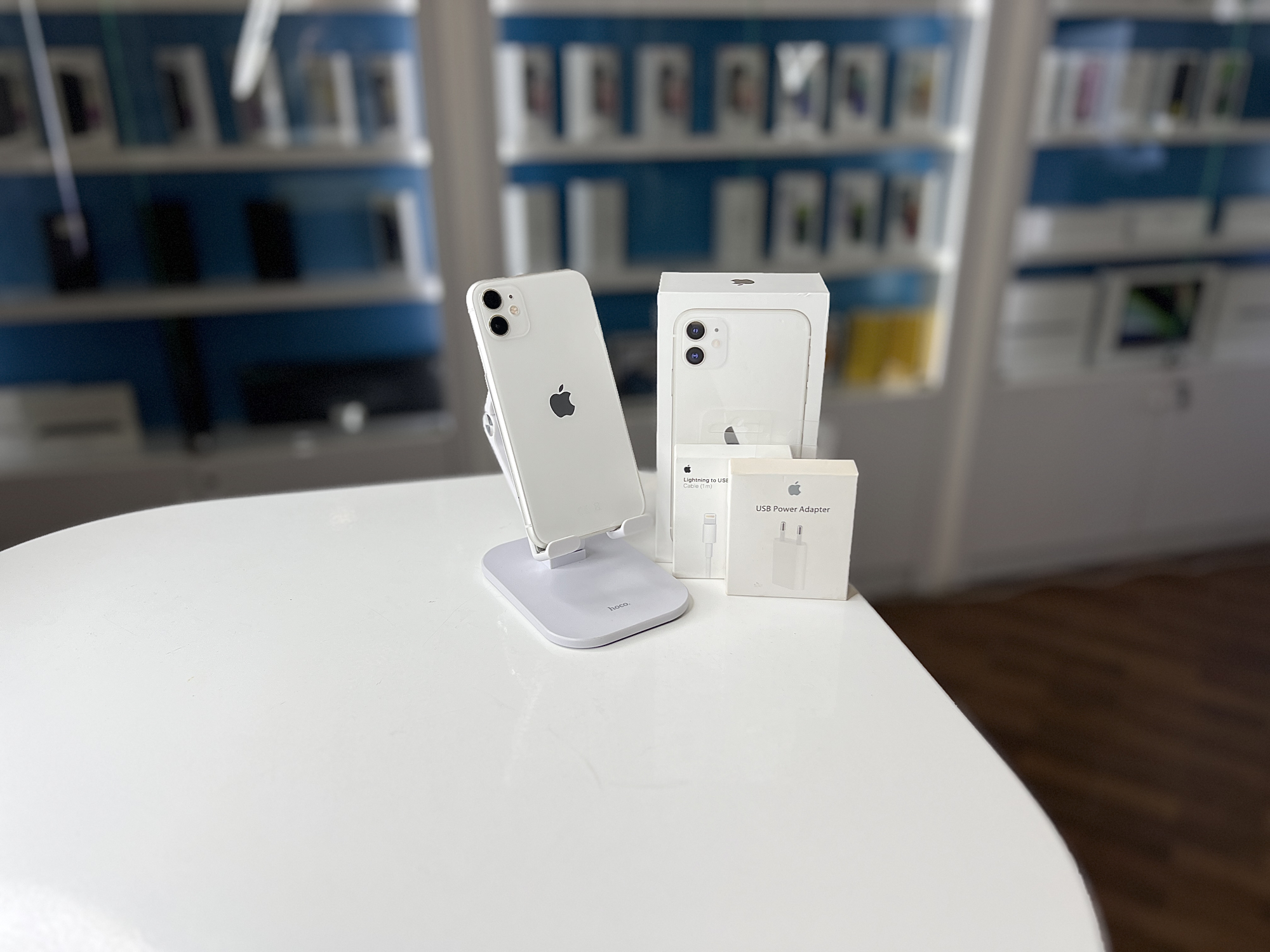 Смартфон Apple iPhone 11, Whitte, 64Gb / 0128*