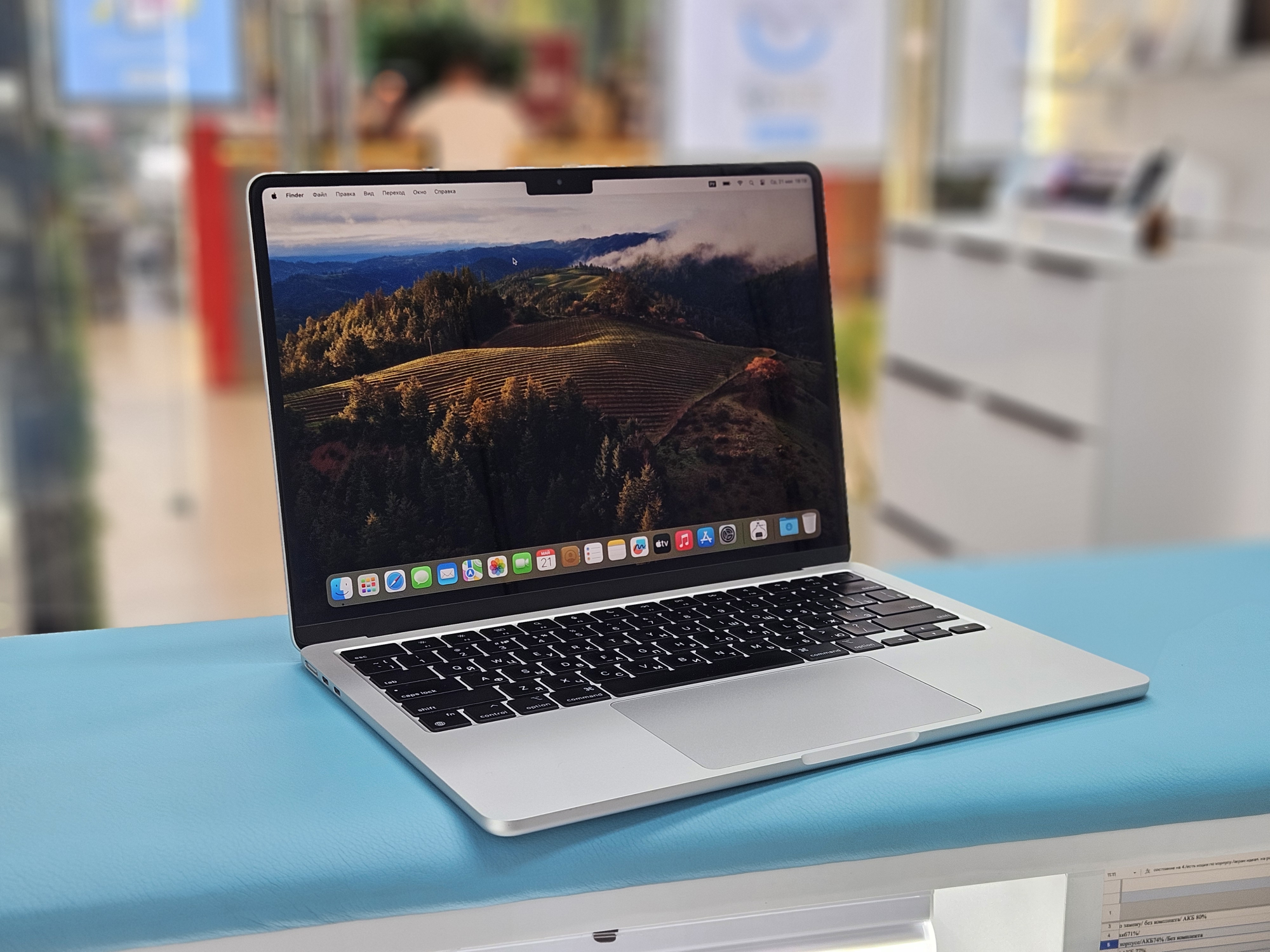 Ноутбук Apple MacBook Air 13" M2, Серый космос, 8/256 ГБ / P44H*