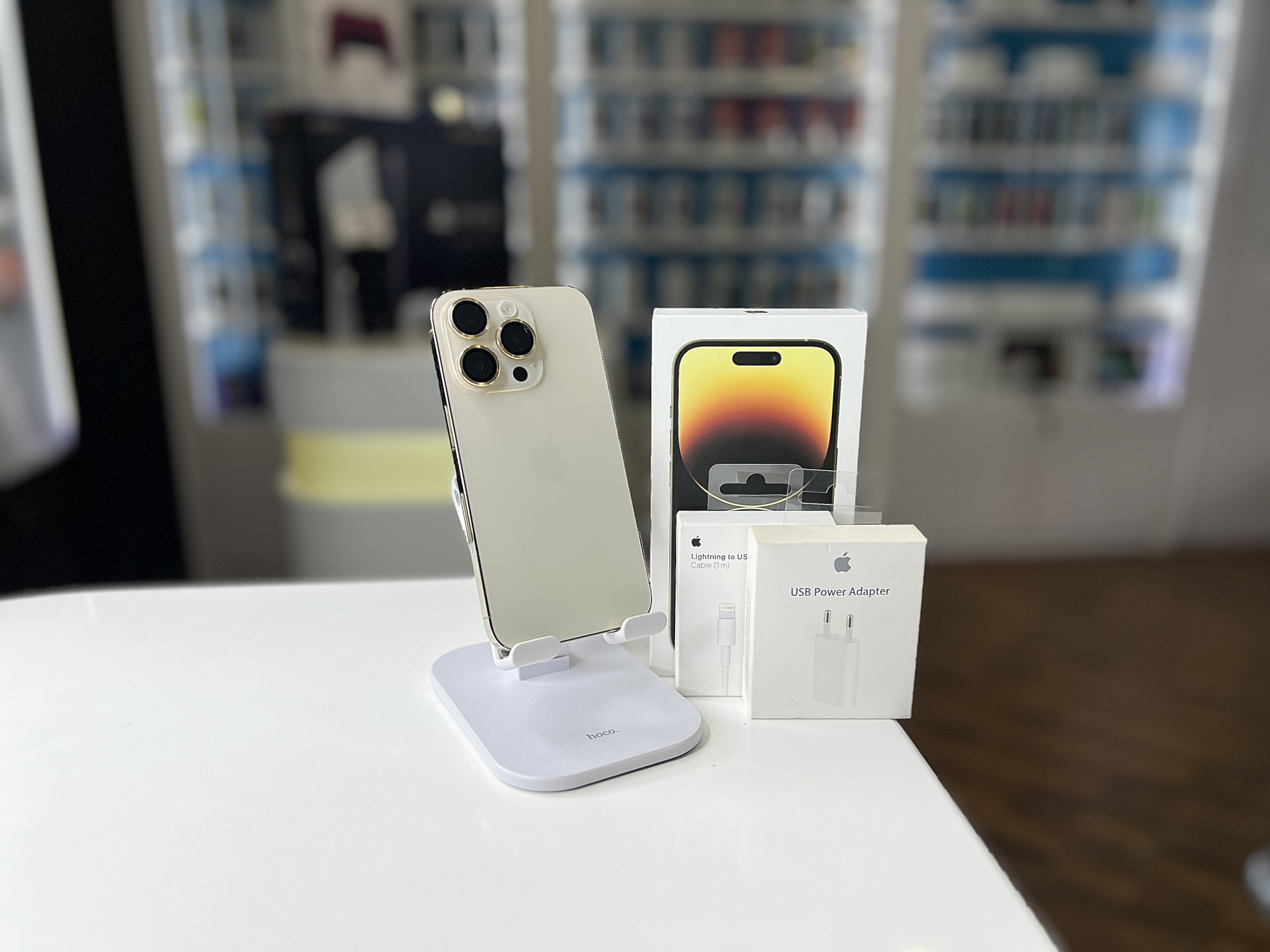 Смартфон Apple iPhone 14 Pro, Золотой, 128 ГБ / 5979*