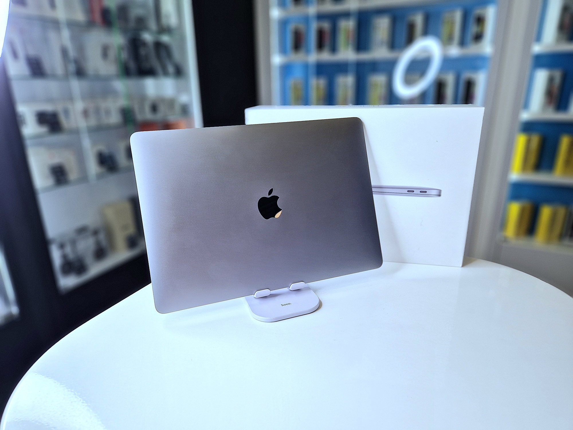 Ноутбук Apple Macbook Air 13 2020 M1, Серый космос, 8/256 ГБ / JVQ6L4*